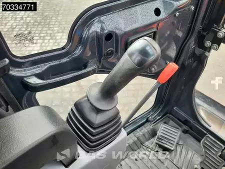 Minigrävare 2022 Kubota U36 -4 3 Buckets (38)