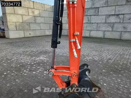 Minigrävare 2023 Kubota U36 -4 3 Buckets (10)