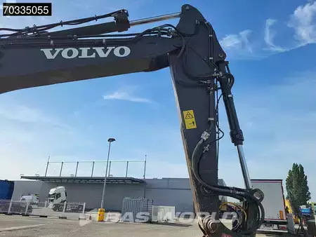 Escavadora de rastos 2016 Volvo EC380 E NL (12)
