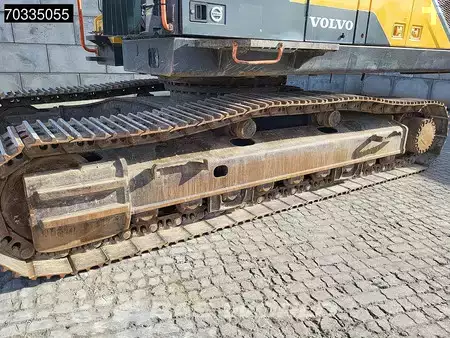 Escavadora de rastos 2016 Volvo EC380 E NL (26)