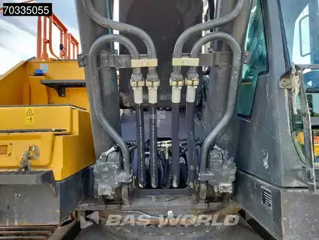 Escavadora de rastos 2016 Volvo EC380 E NL (9)