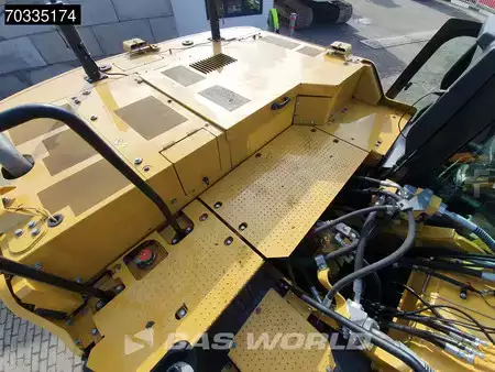 Beltegraver 2020 Caterpillar 330 07B Leica GPS (16)