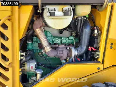 Wielladers 2004 Volvo L70 E Low Hours! (18)