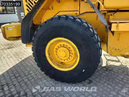 Wielladers 2004 Volvo L70 E Low Hours! (27)