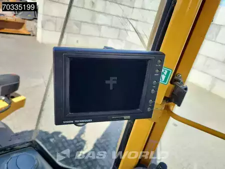 Wielladers 2004 Volvo L70 E Low Hours! (38)
