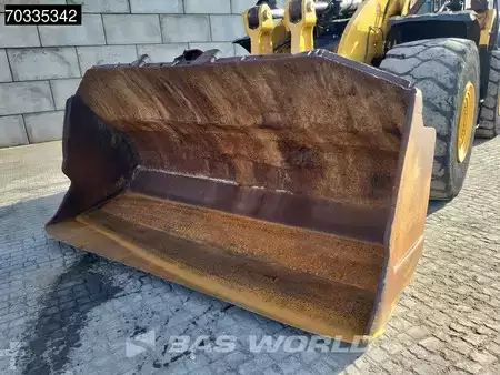 Chargeuse sur pneus 2020 Caterpillar 980 M (15)