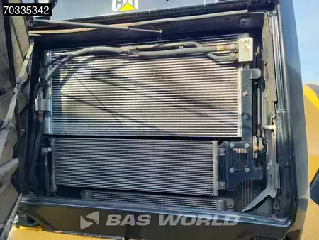 Chargeuse sur pneus 2020 Caterpillar 980 M (24)