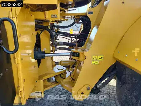 Chargeuse sur pneus 2020 Caterpillar 980 M (28)