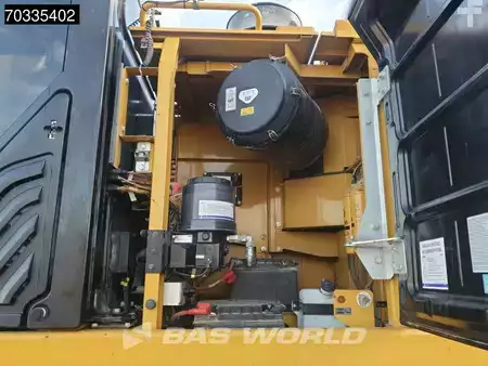 Beltegraver 2019 Caterpillar 352 F XE (23)