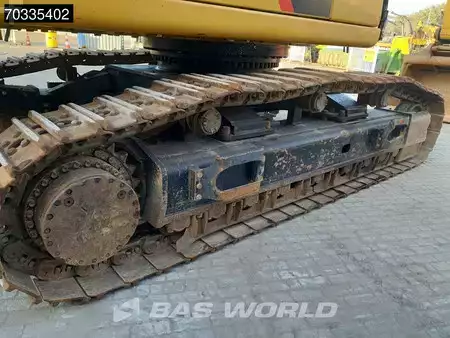 Beltegraver 2019 Caterpillar 352 F XE (28)