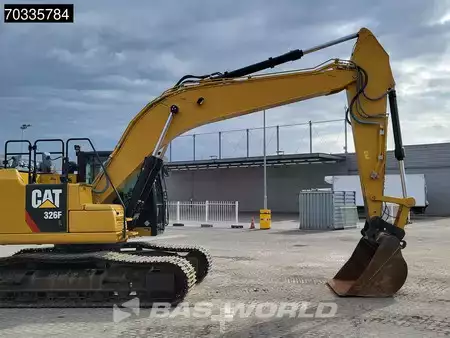 Гідравлічні екскаватори 2019 Caterpillar 326 F L (11)