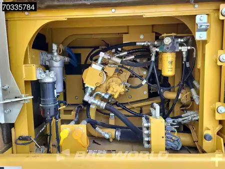 Гідравлічні екскаватори 2019 Caterpillar 326 F L (25)
