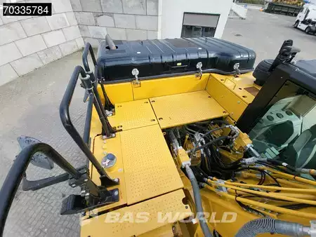 Гідравлічні екскаватори 2019 Caterpillar 326 F L (26)