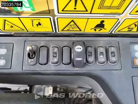 Гідравлічні екскаватори 2019 Caterpillar 326 F L (33)