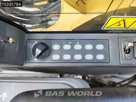 Гідравлічні екскаватори 2019 Caterpillar 326 F L (34)