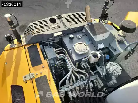 Mobilní bagry 2017 Liebherr A918 (21)