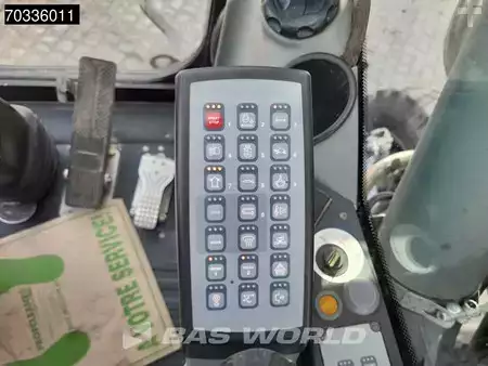 Mobilní bagry 2017 Liebherr A918 (39)