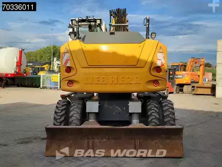 Mobilní bagry 2017 Liebherr A918 (5)