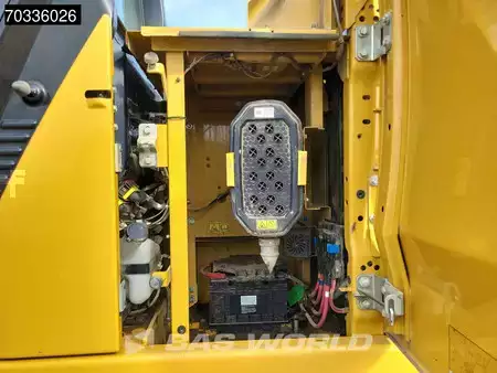 Bæltegraver 2020 Caterpillar 320 07C (21)