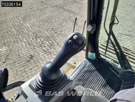 Korečková rýpadla 2016 Caterpillar 336 F L XE (36)
