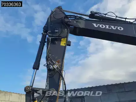 Rupsgraafmachines 2019 Volvo EC300 E L (10)