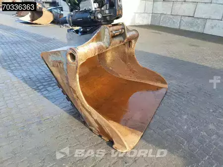 Rupsgraafmachines 2019 Volvo EC300 E L (15)