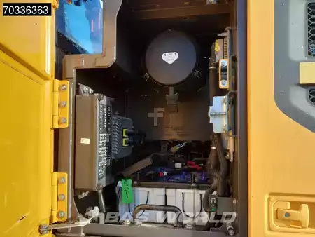 Rupsgraafmachines 2019 Volvo EC300 E L (22)