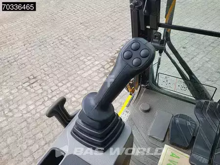 Pelles sur chenilles 2022 JCB 140X L SV (29)