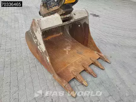 Pelles sur chenilles 2022 JCB 140X L SV (9)