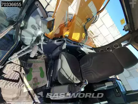 Hydraulic Excavators 2013 Hyundai ROBEX 145 L CR-9 (29)