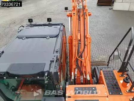Bæltegraver 2023 Hitachi ZX130 LCN-7 5 Buckets (32)