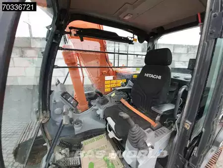 Bæltegraver 2023 Hitachi ZX130 LCN-7 5 Buckets (40)