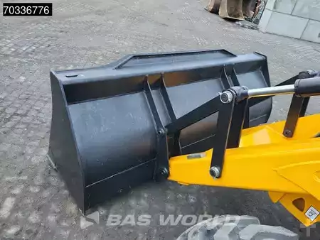 Starre graaflaadcombinaties 2021 JCB 3DX PLUS 4WD - A/C - HP (18)