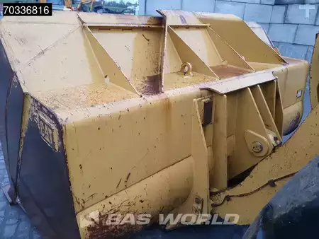 Chargeuse sur pneus 2015 Caterpillar 966 M (15)