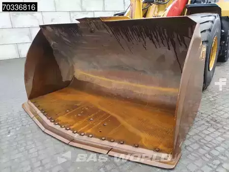 Chargeuse sur pneus 2015 Caterpillar 966 M (16)