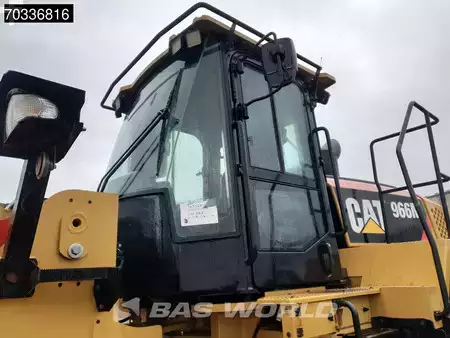 Chargeuse sur pneus 2015 Caterpillar 966 M (26)