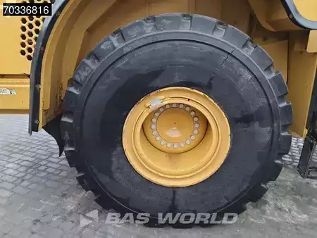 Chargeuse sur pneus 2015 Caterpillar 966 M (30)