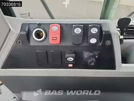 Chargeuse sur pneus 2015 Caterpillar 966 M (39)