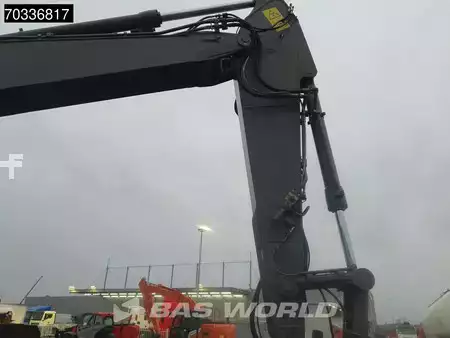 Escavadora de rastos 2016 Volvo ECR235 E L (11)