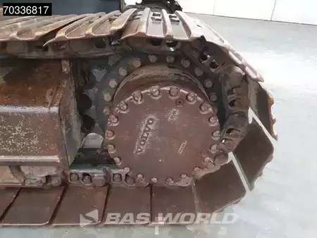 Escavadora de rastos 2016 Volvo ECR235 E L (30)