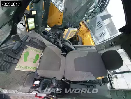 Escavadora de rastos 2016 Volvo ECR235 E L (32)