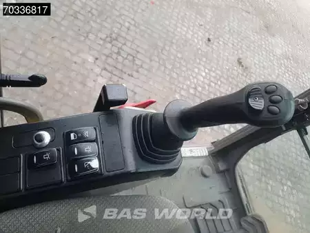 Escavadora de rastos 2016 Volvo ECR235 E L (34)