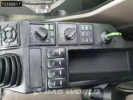 Escavadora de rastos 2016 Volvo ECR235 E L (40)