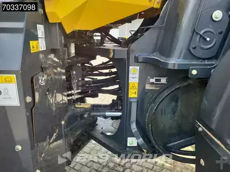 Kolové nakladače 2020 Komatsu WA470 -8E0 WA470 (23)