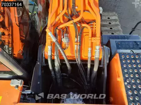 Hydraulic Excavators 2018 Hitachi ZX350 LC-6 (11)