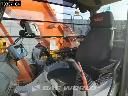 Hydraulic Excavators 2018 Hitachi ZX350 LC-6 (30)