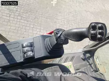 Hydraulic Excavators 2017 Volvo EC300 E L (37)