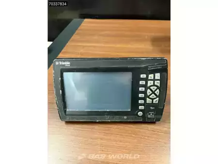 Ostatní 2015 Trimble CB460 (3)