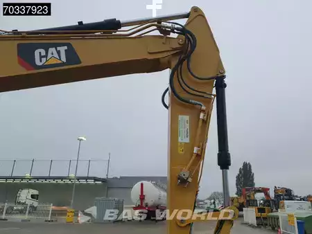 Hydraulic Excavators 2018 Caterpillar 320 -07A (12)