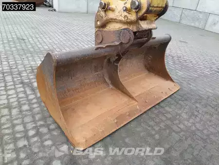 Hydraulic Excavators 2018 Caterpillar 320 -07A (14)